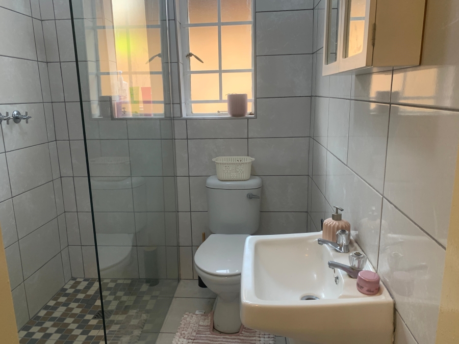 3 Bedroom Property for Sale in Safari Gardens North West